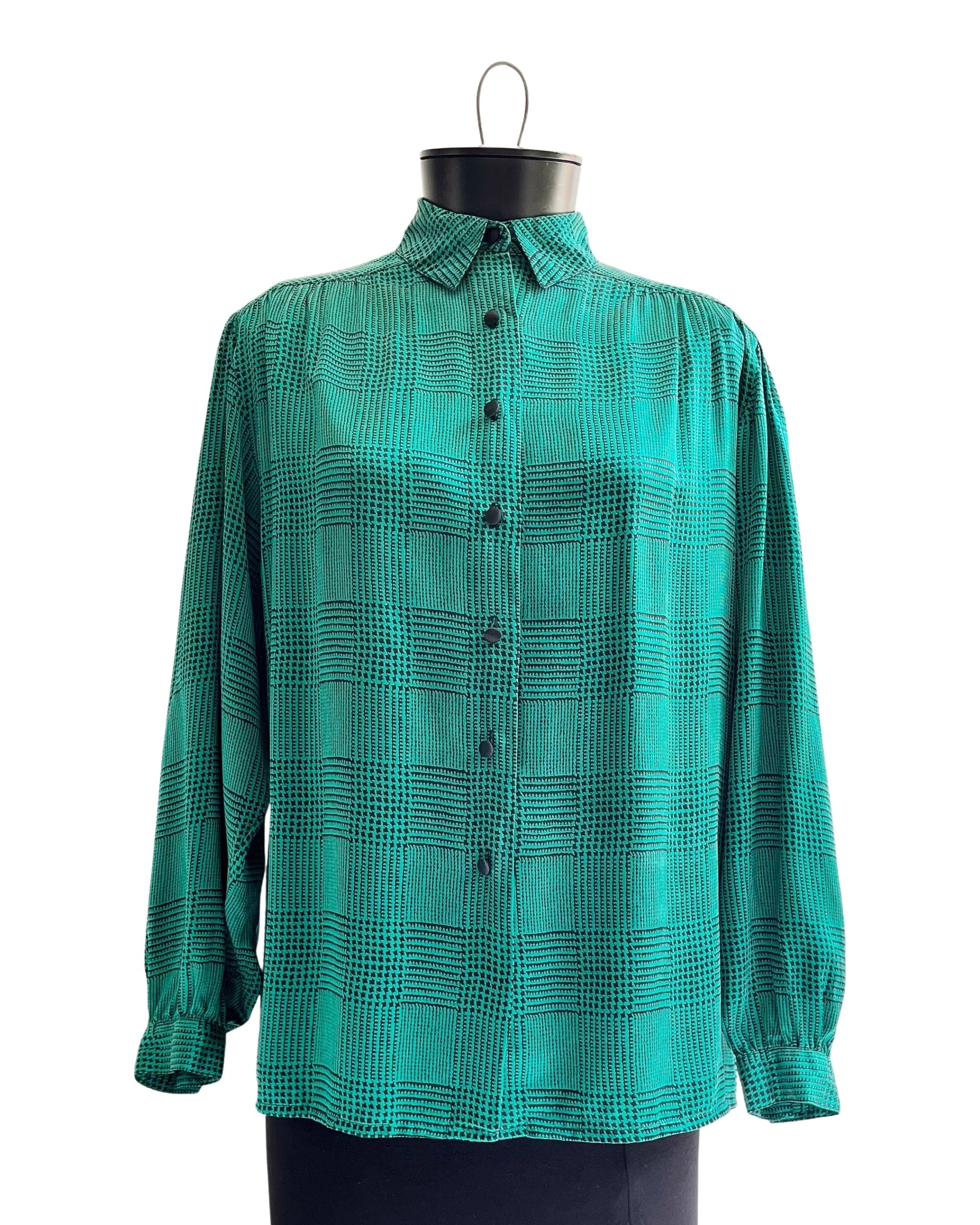 Blusa con estampado de cuadros
