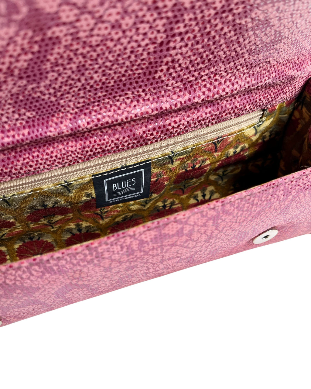 Sobre Snakeskin BLUES