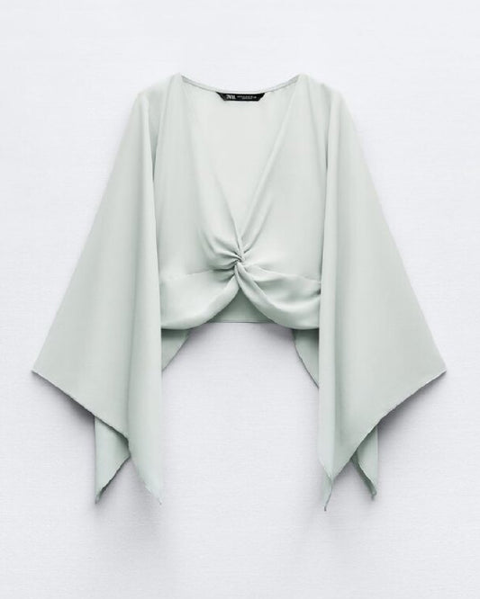 Crop top anudado manga ancha Zara