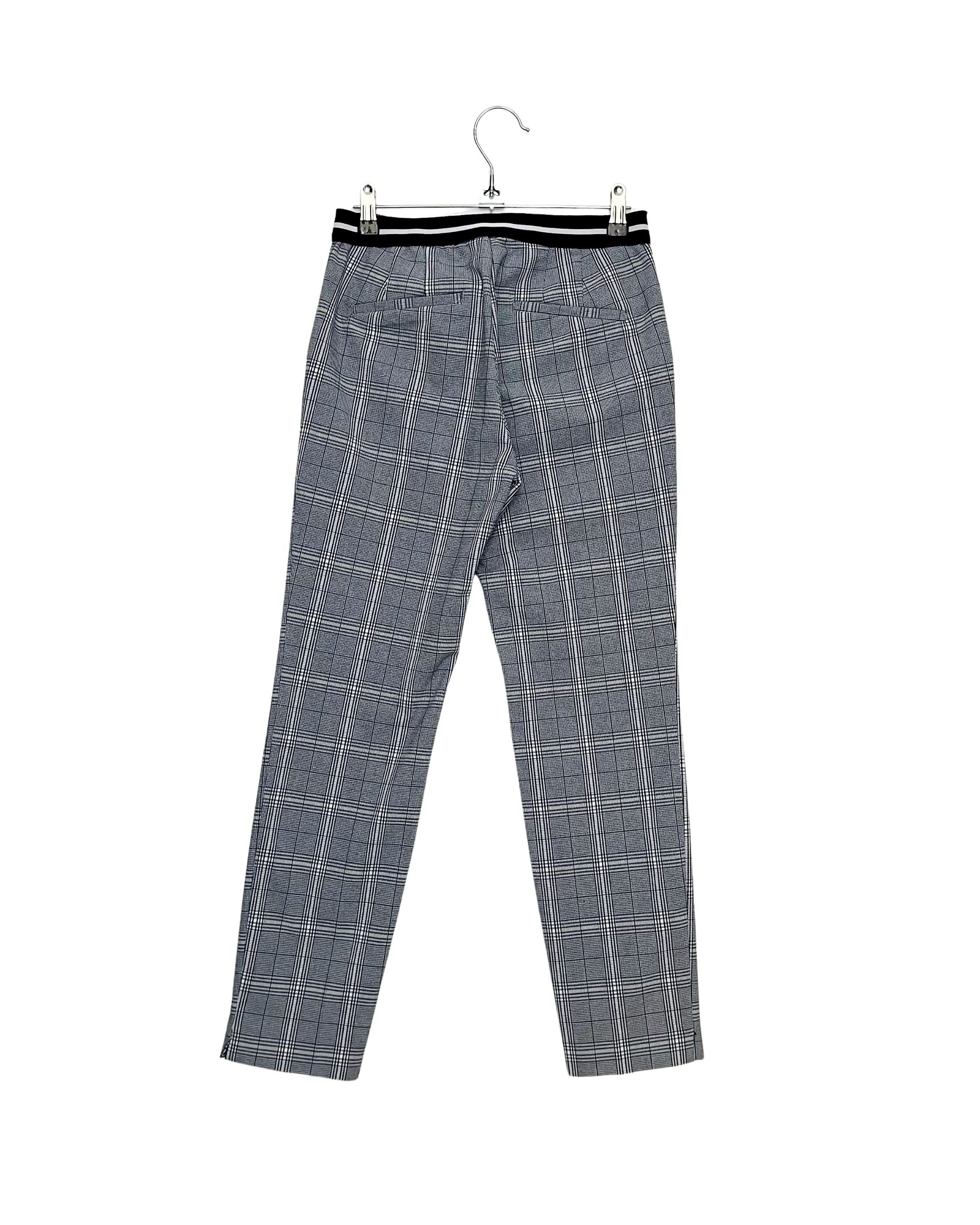 Pantalón de cuadros Zara