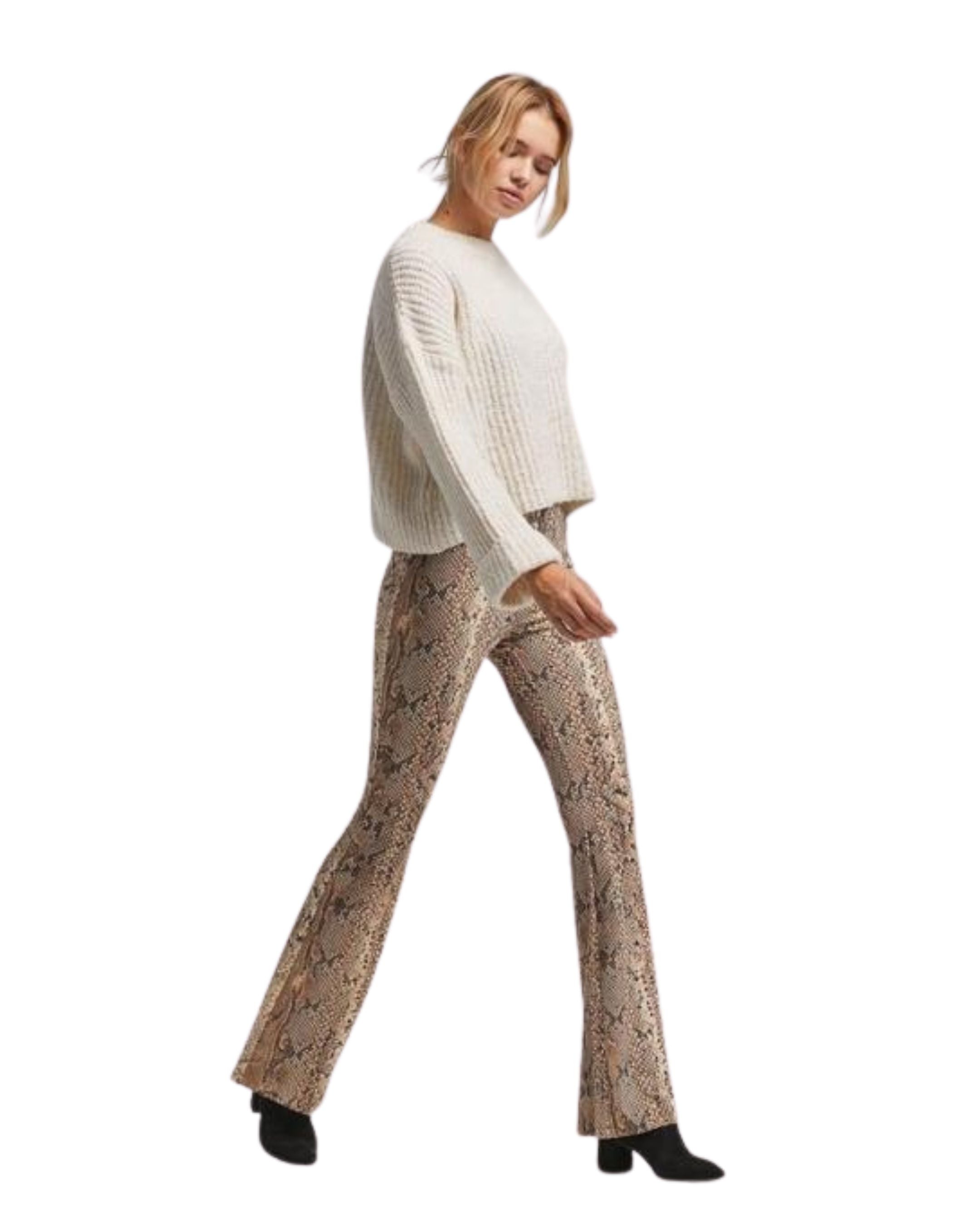 Pantalón animal print Stradivarius