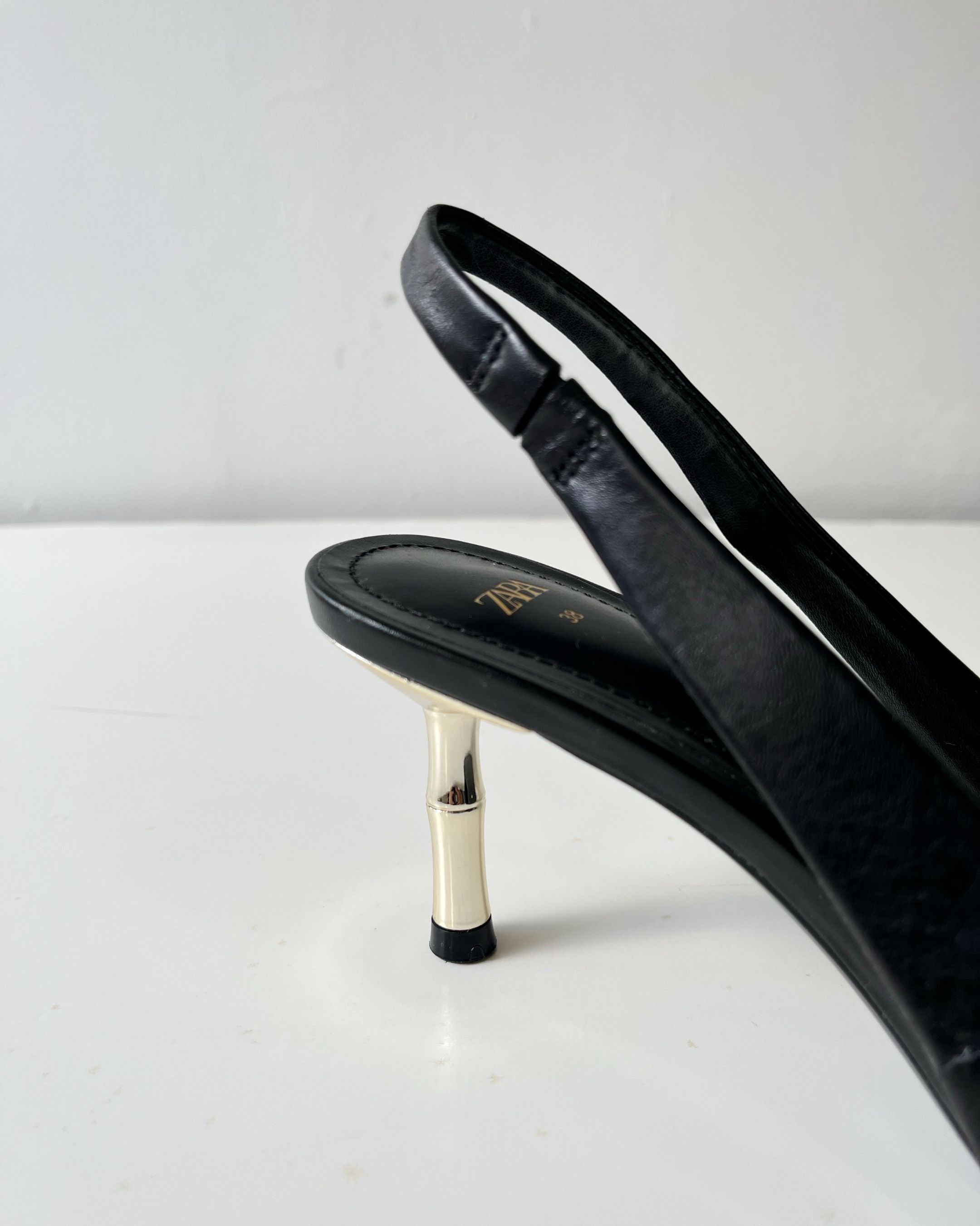 Zapatos de tacón bajo Zara