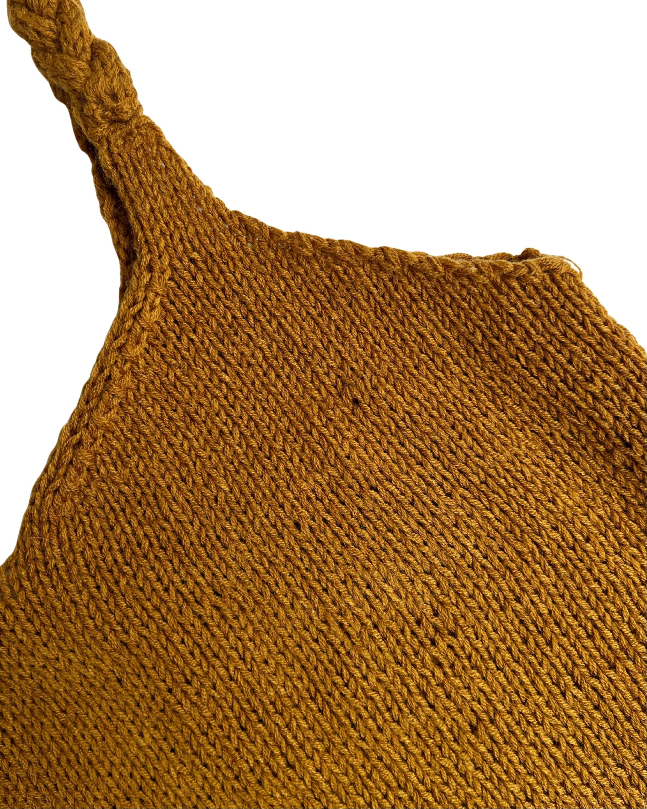 Top de tirantes trenzados